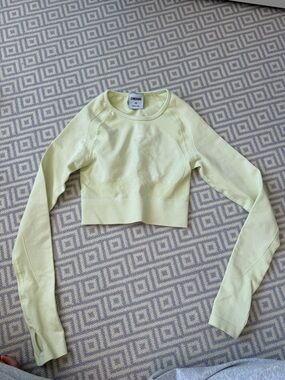 Gymshark Light Lime Cropped Long Sleeve Top